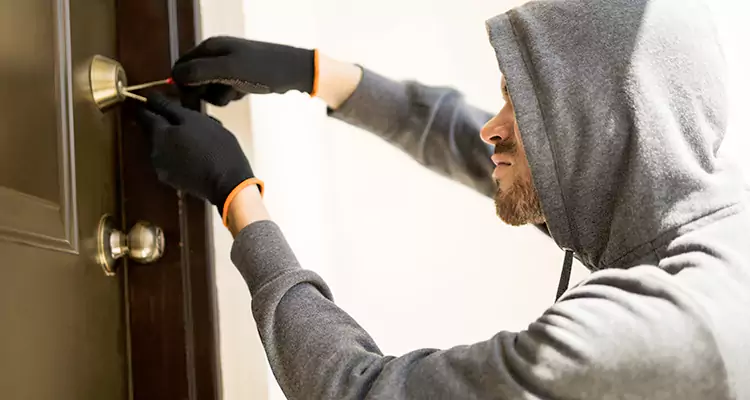 Emergency Motel Lock Repairs—Available 24/7 in North Port, FL